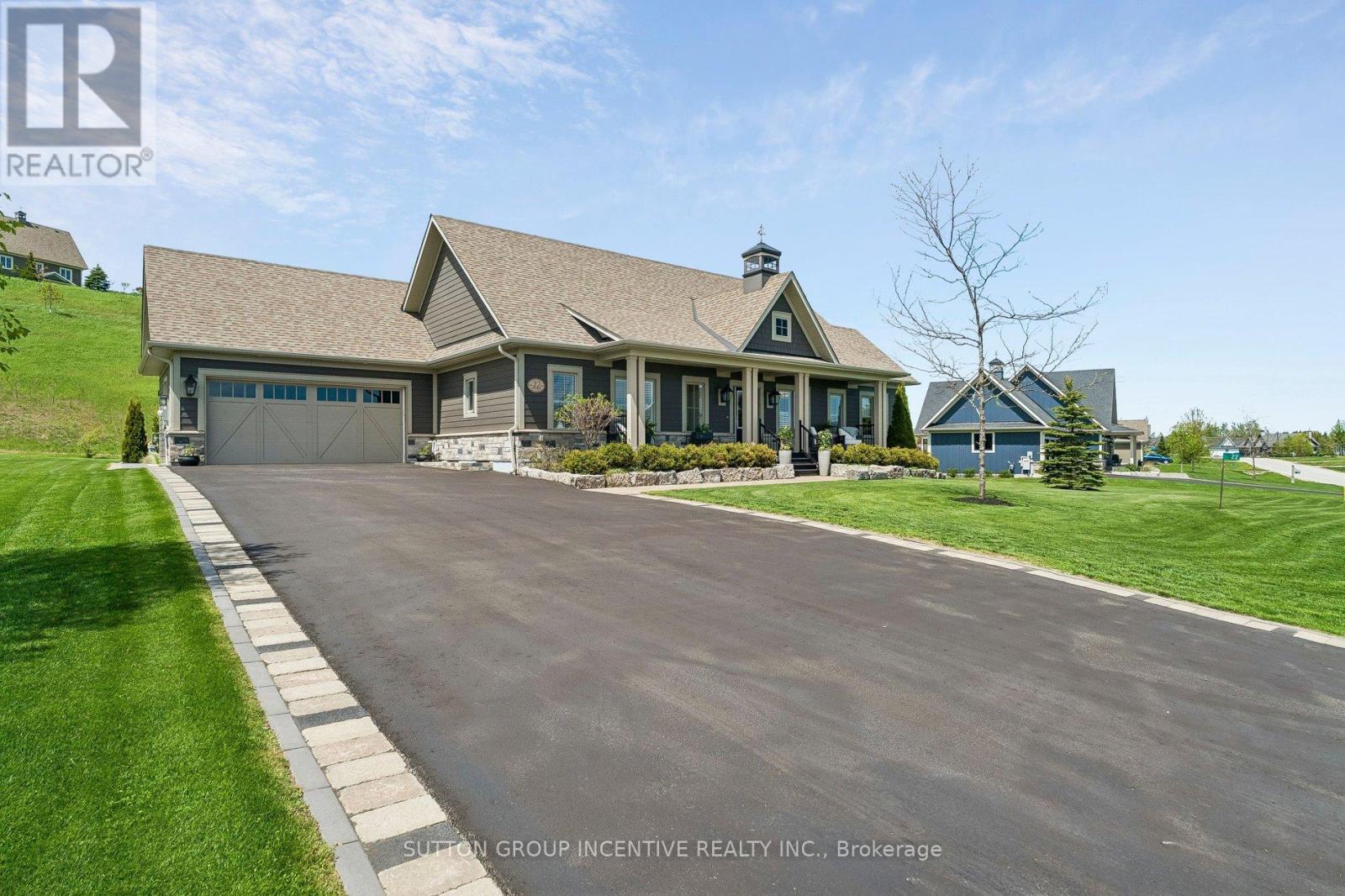 Detached at 22 THOROUGHBRED DRIVE, Oro-Medonte