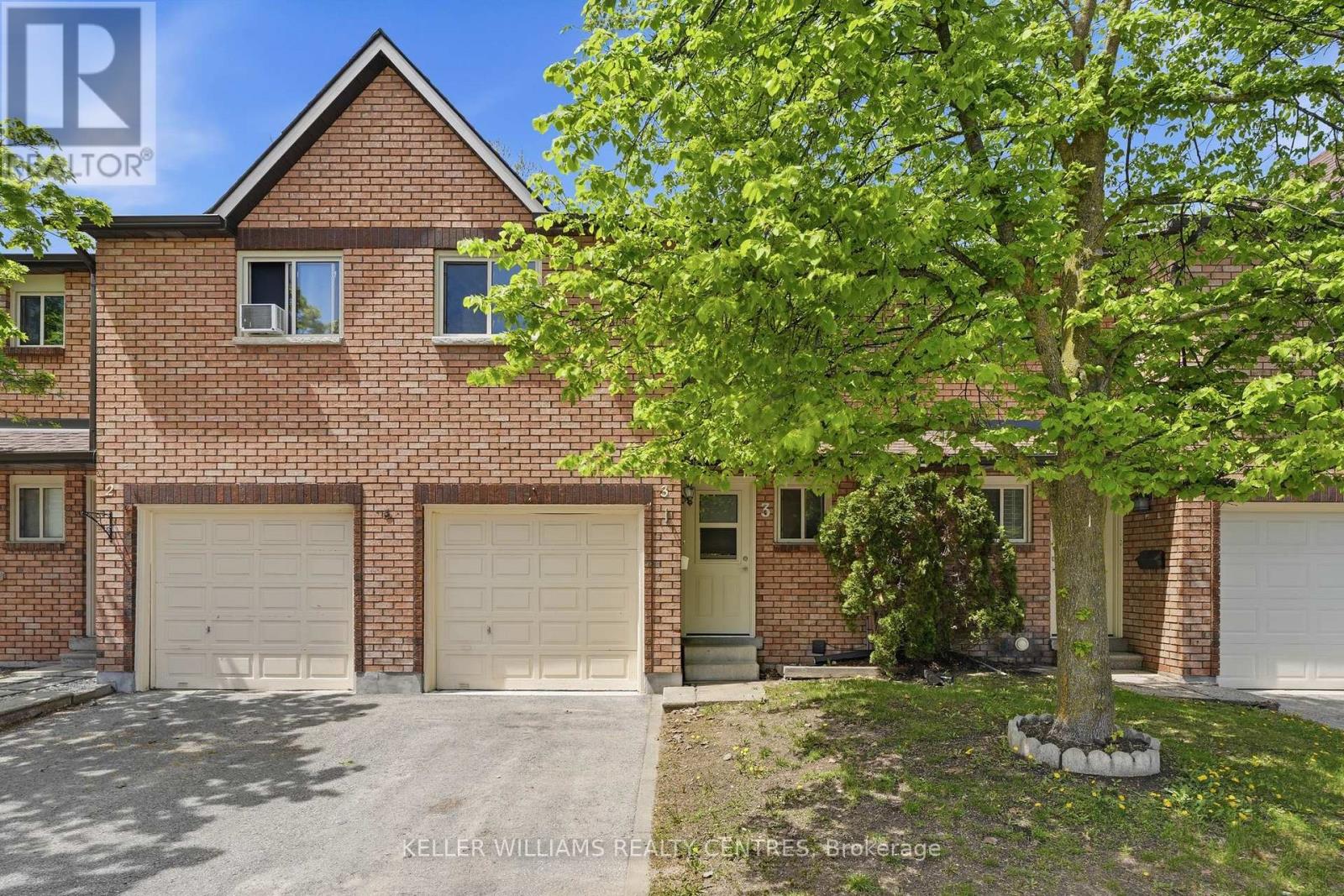 Townhouse at 3 EVERGREEN COURT, Barrie