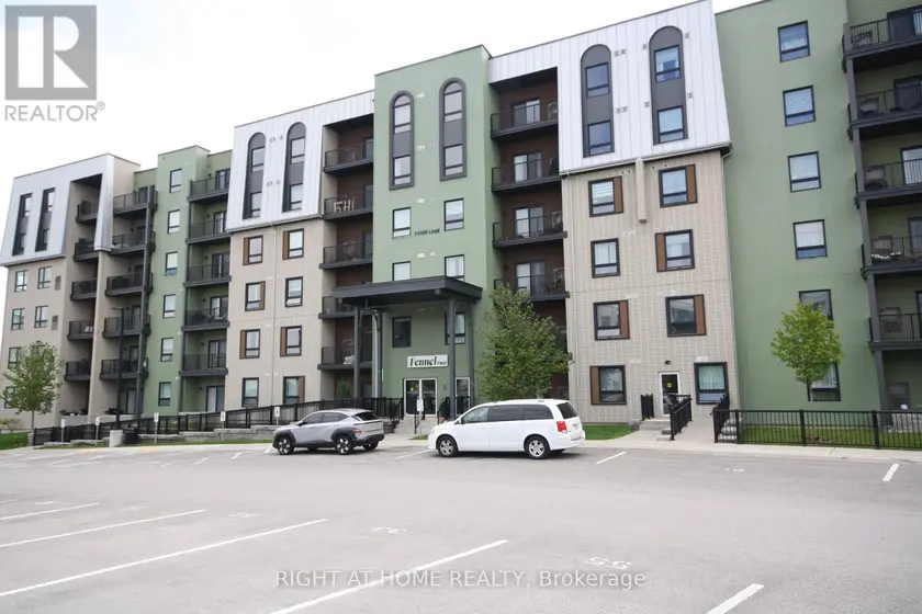 Apartment at 108 - 5 CHEF LANE, Barrie