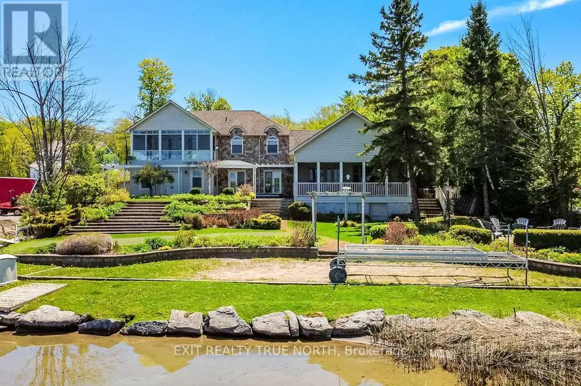 Detached at 3021 SANDY BEND, Springwater (Elmvale)