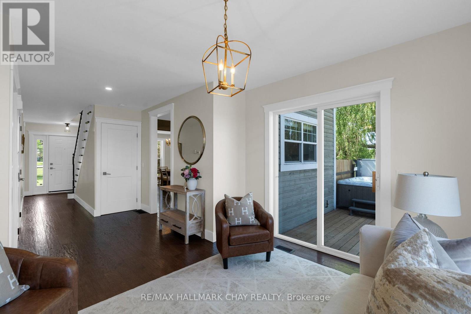 Detached at 1595 COUNTY 42 ROAD, Clearview