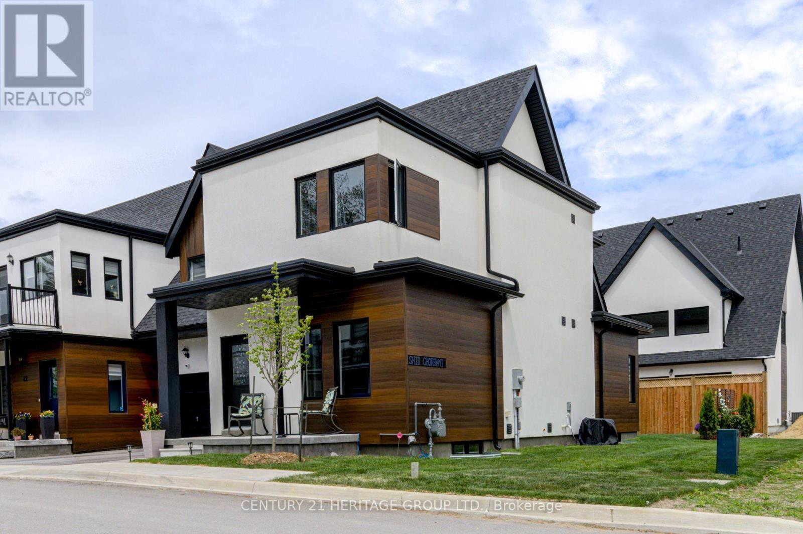 Townhouse at 44 RUBY CRESCENT, Orillia