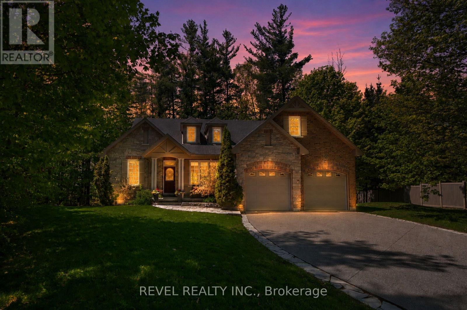 Detached at 23 LADDIE LANE, Springwater