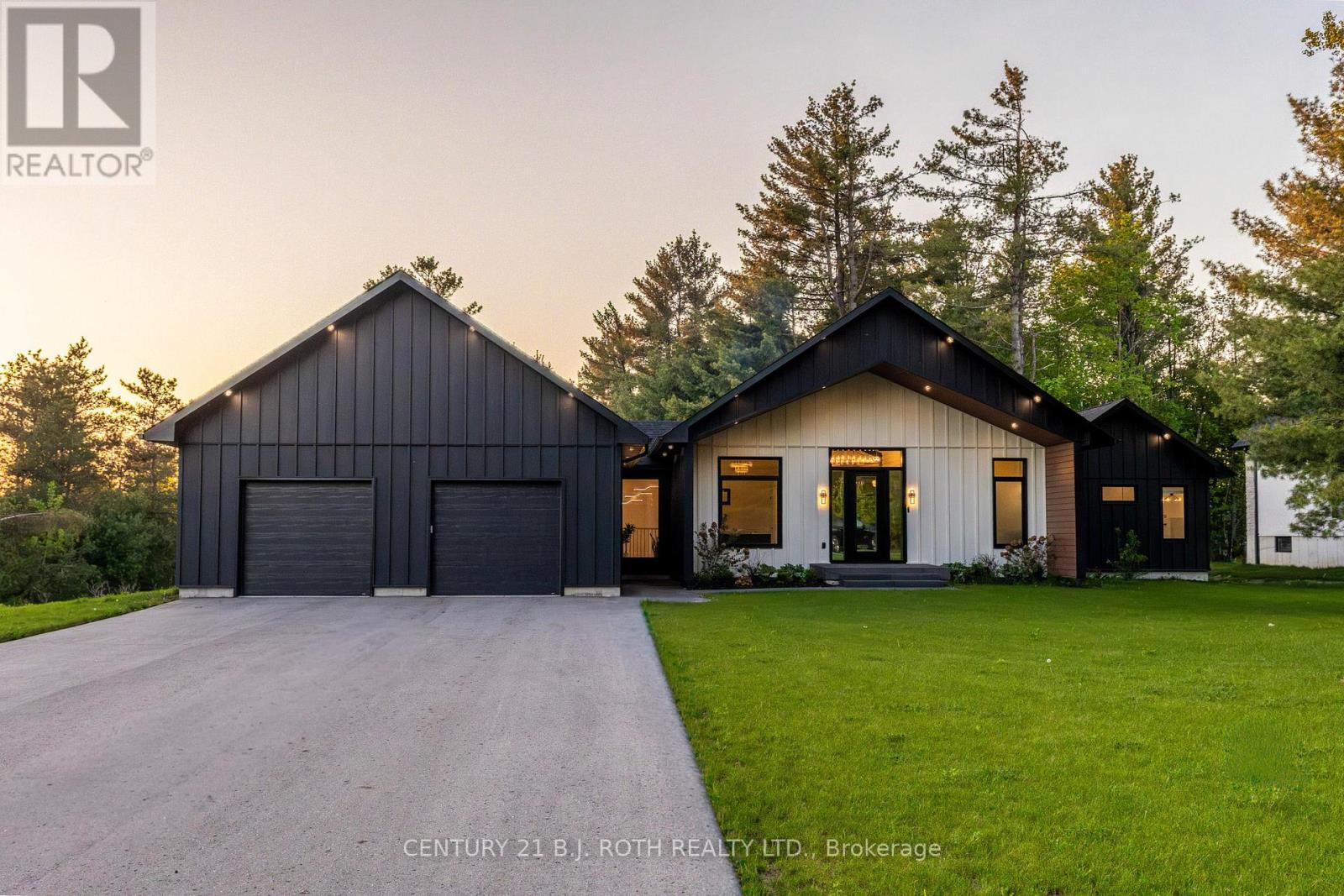 Detached at 31 MARNI LANE, Springwater