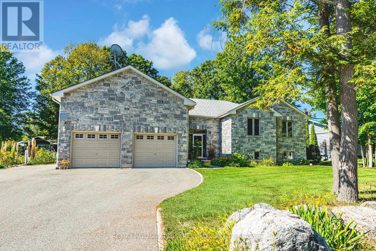 Detached at 122 TROUT LANE, Tiny