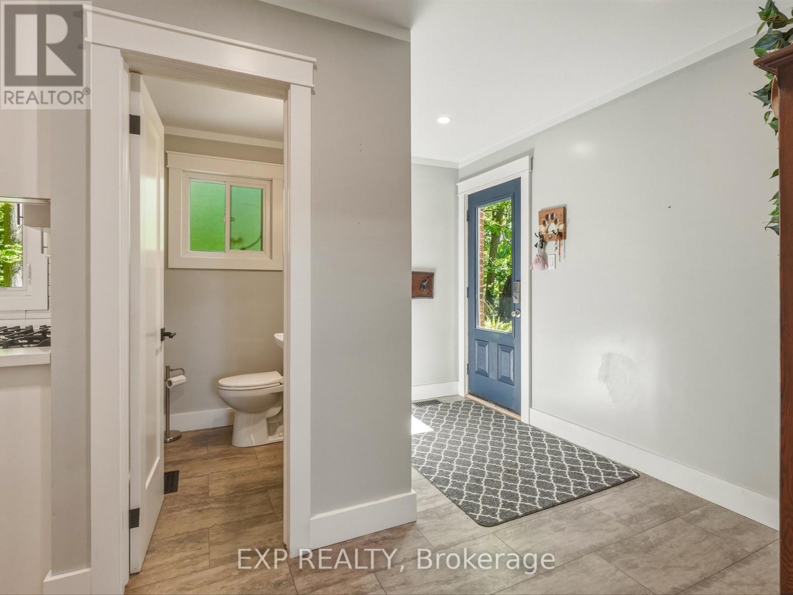 Detached at 11 SPENCE AVENUE, Springwater
