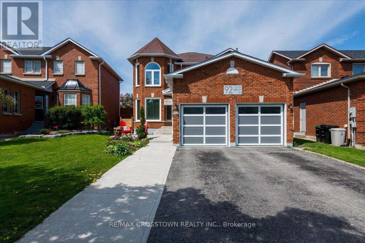 Detached at 92 GOLDEN MEADOW ROAD, Barrie