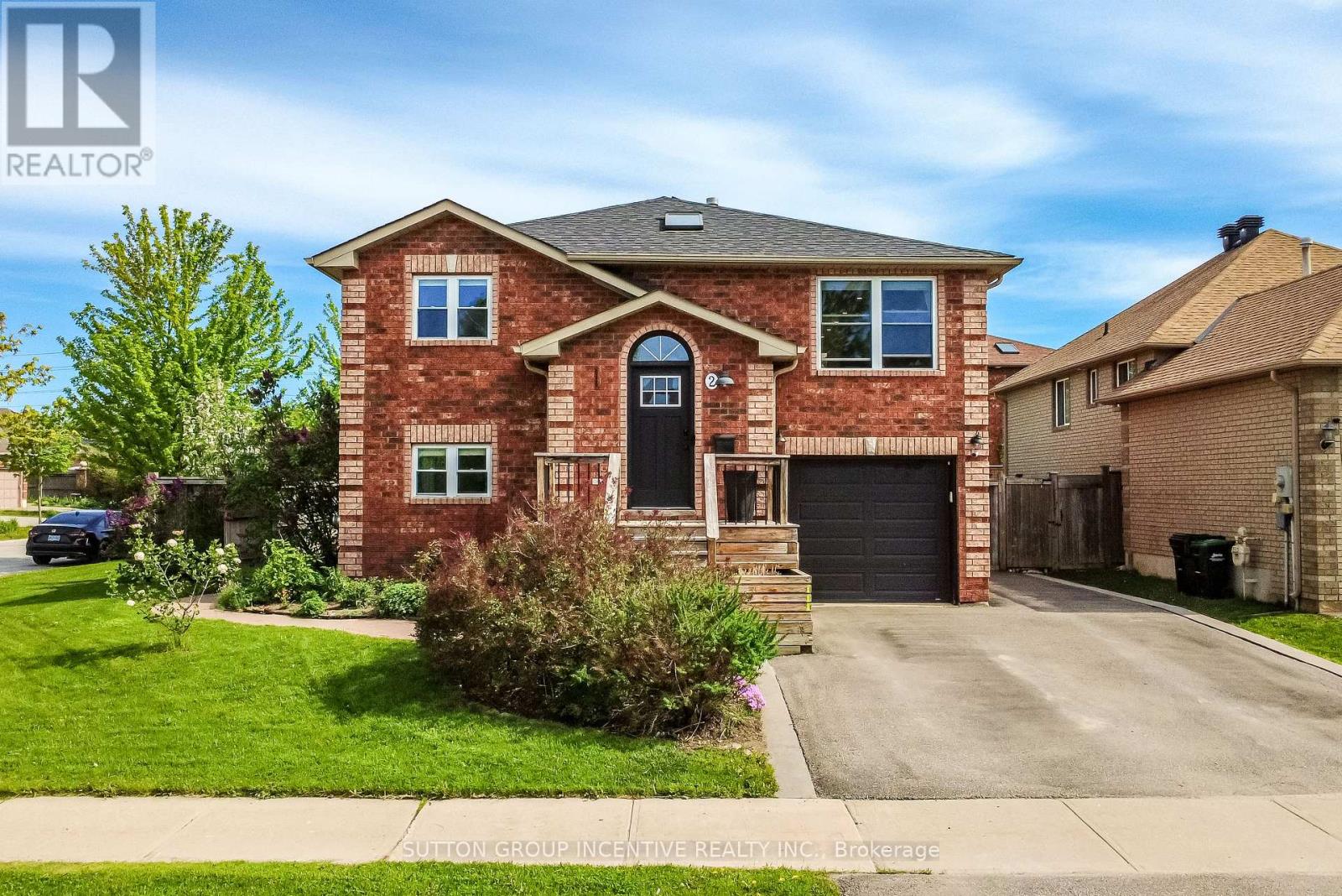 Detached at 2 HEWITT PLACE, Barrie (Georgian Drive)