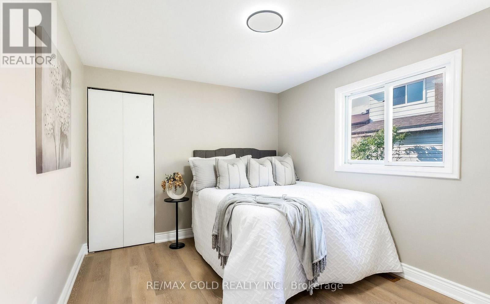 Semi-Detached/Link at 27 SYLVIA STREET, Barrie