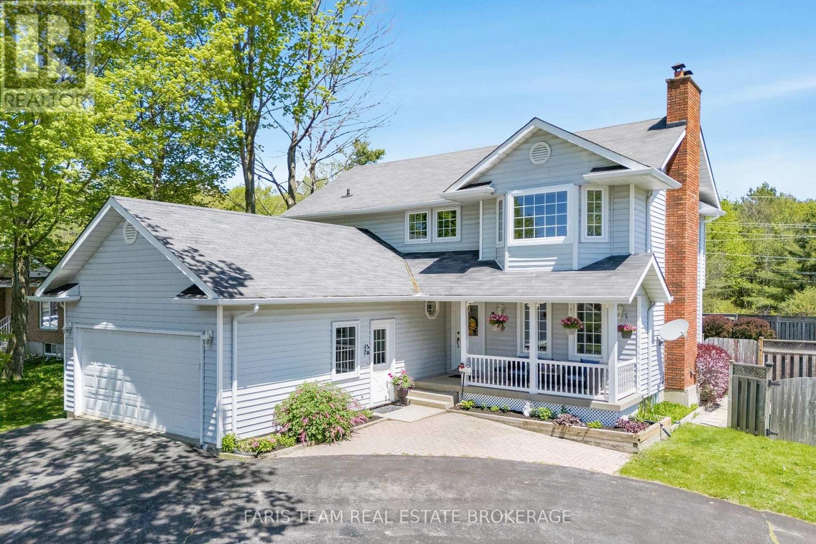 Detached at 1 HALLEN DRIVE, Penetanguishene