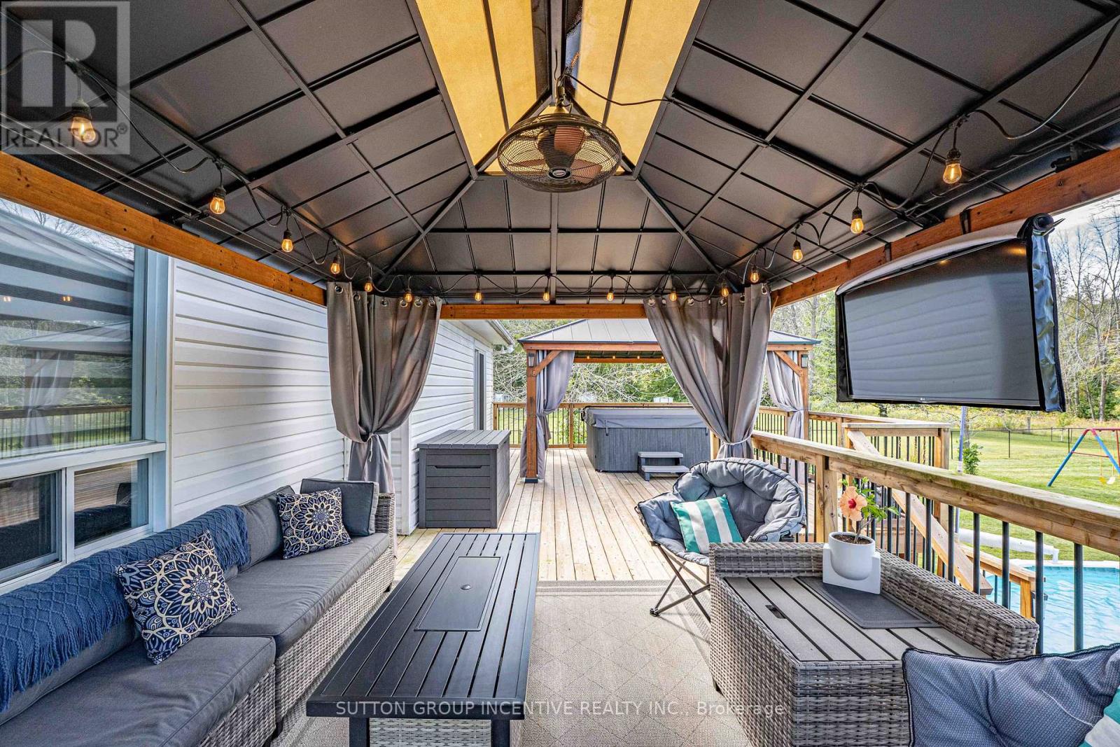 Detached at 5274 5 SUNNIDALE CONCESSION ROAD, Clearview