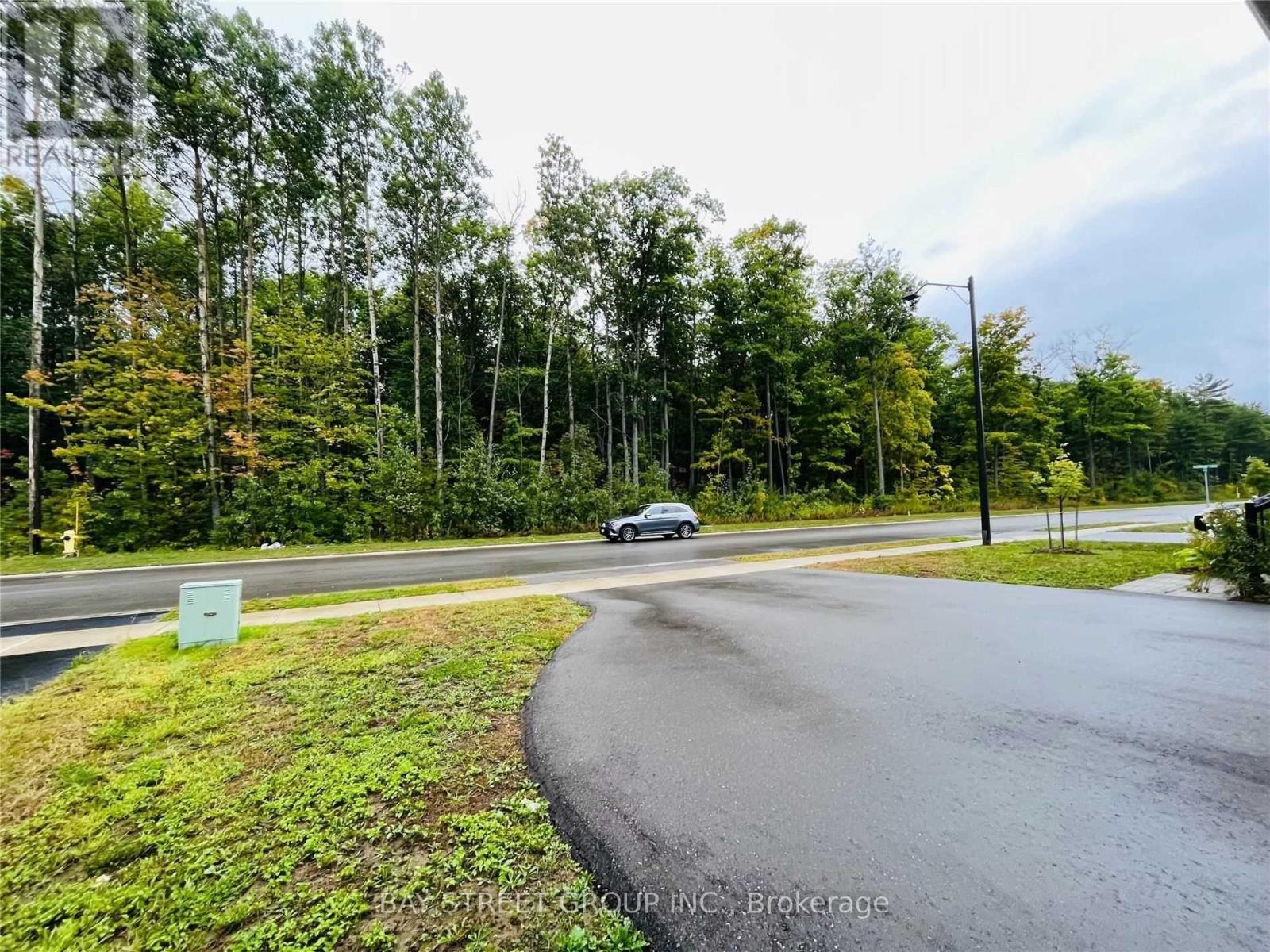 Detached at 25 MCISAAC DRIVE, Springwater