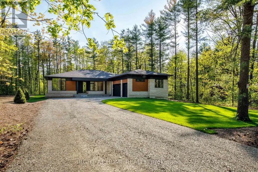 Detached at 1318 TINY BEACHES ROAD S, Tiny