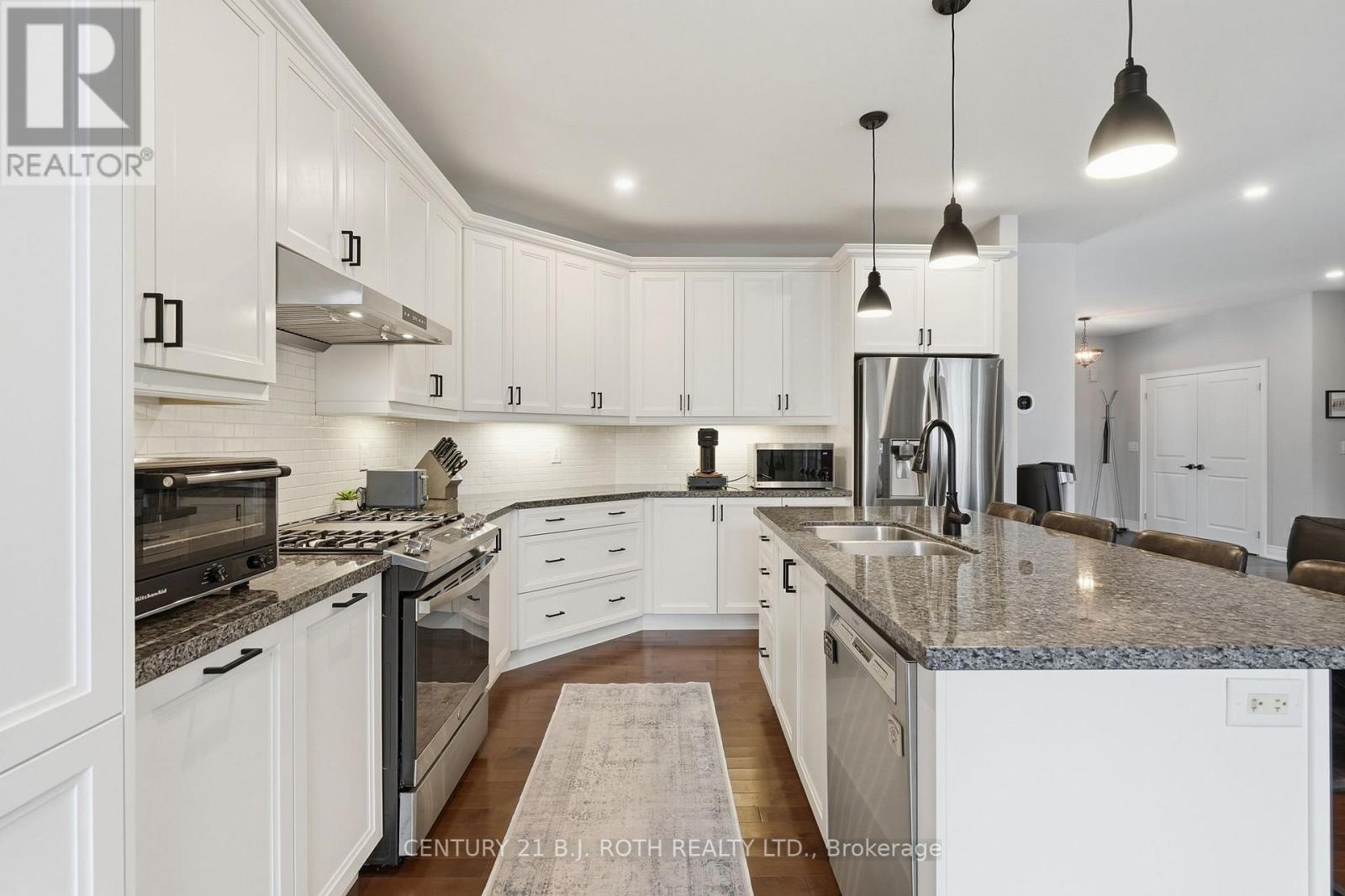 Detached at 2228 ELANA DRIVE, Severn