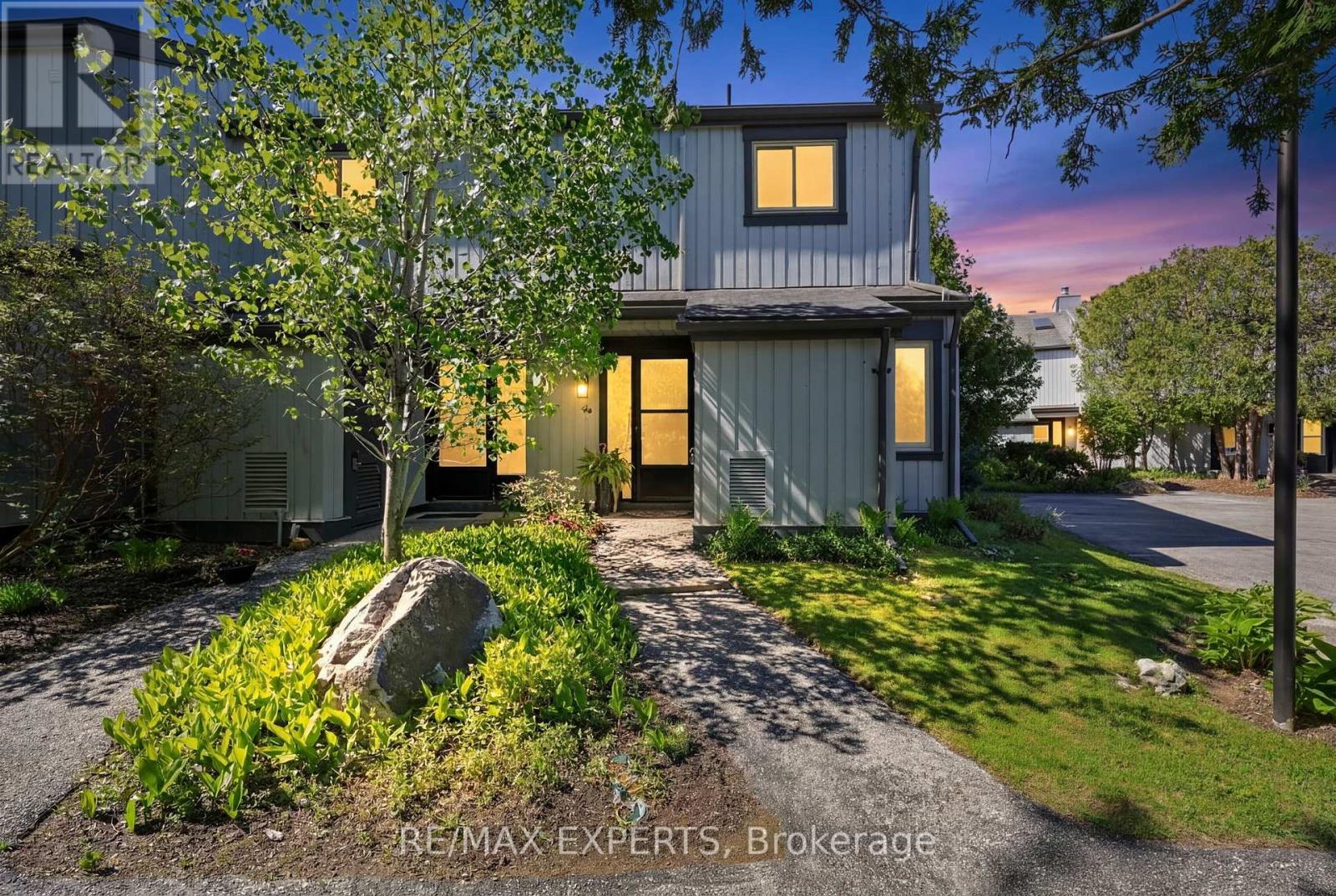 Townhouse at 416 - 14 DAWSON DRIVE, Collingwood