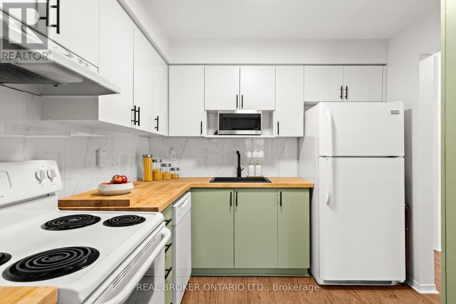 Apartment at 5 - 50 LOGGERS RUN, Barrie