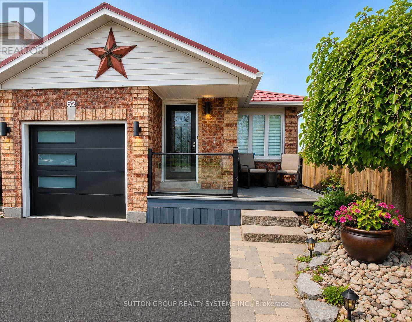 Detached at MAIN FLOOR - 62 LAIDLAW DRIVE, Barrie