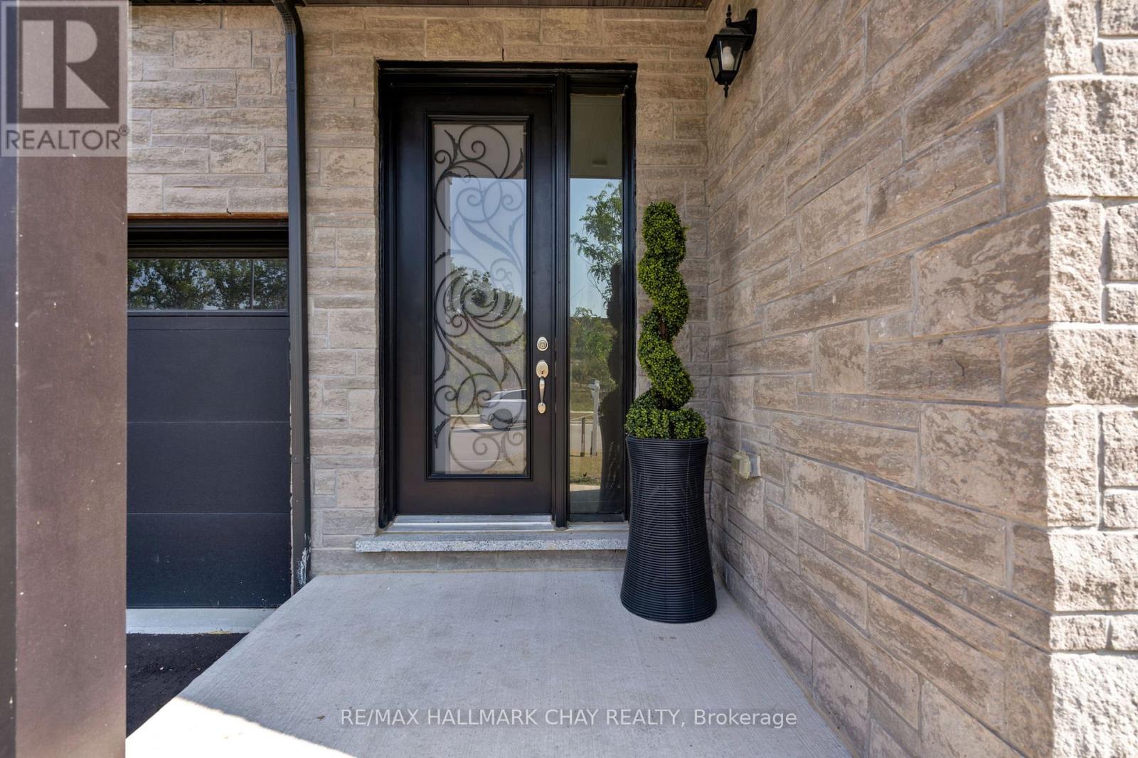 Detached at 43 CALYPSO AVENUE, Springwater