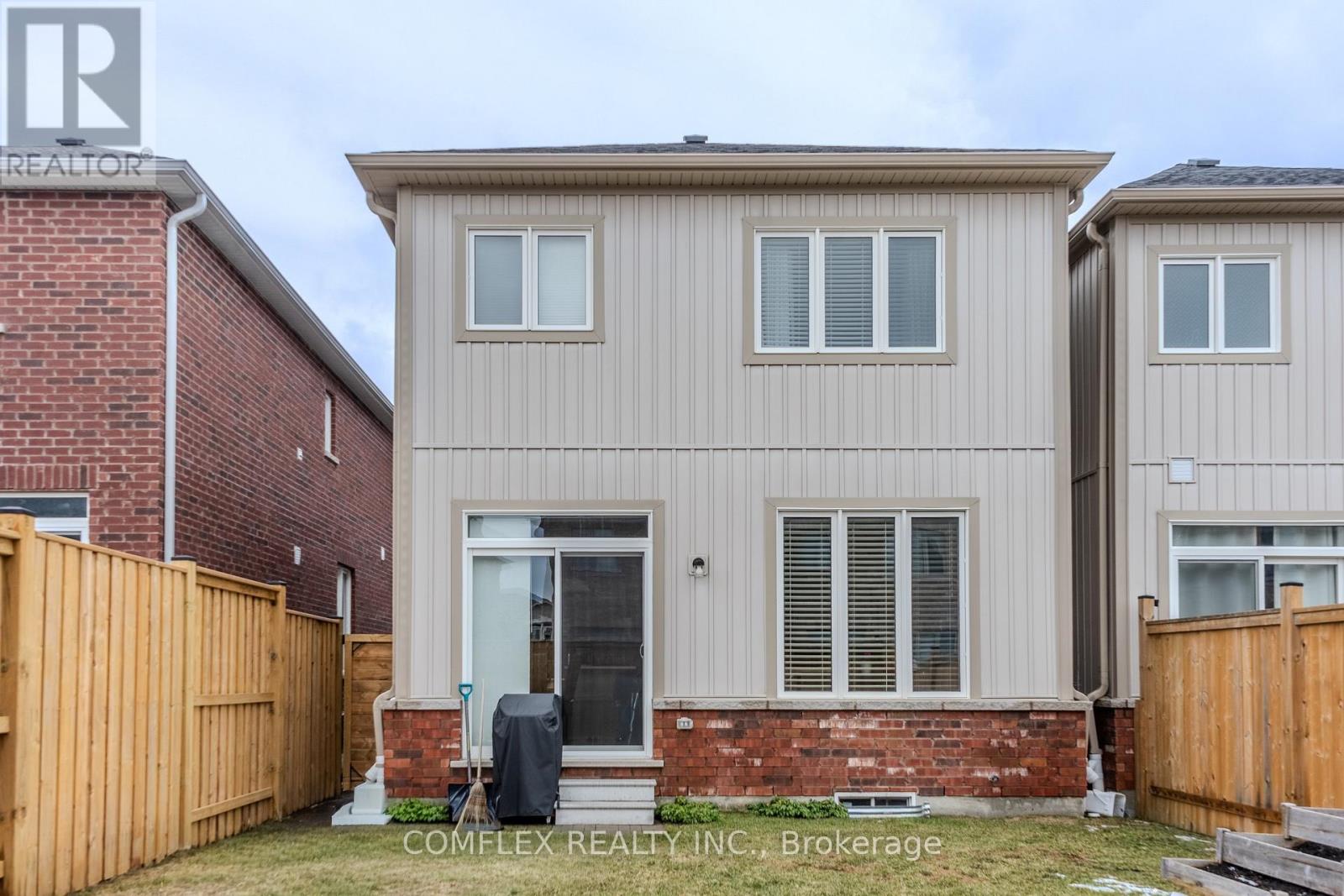 Townhouse at 9 BARFOOT STREET, Collingwood