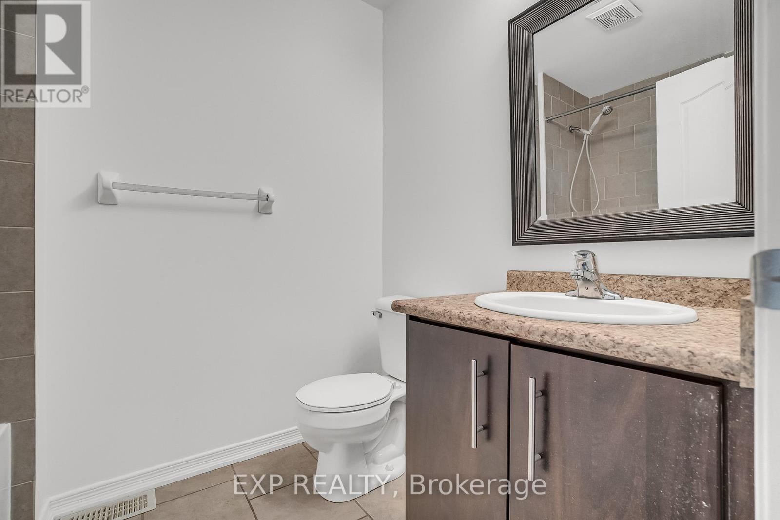 Townhouse at 6 - 75 PRINCE WILLIAM WAY, Barrie