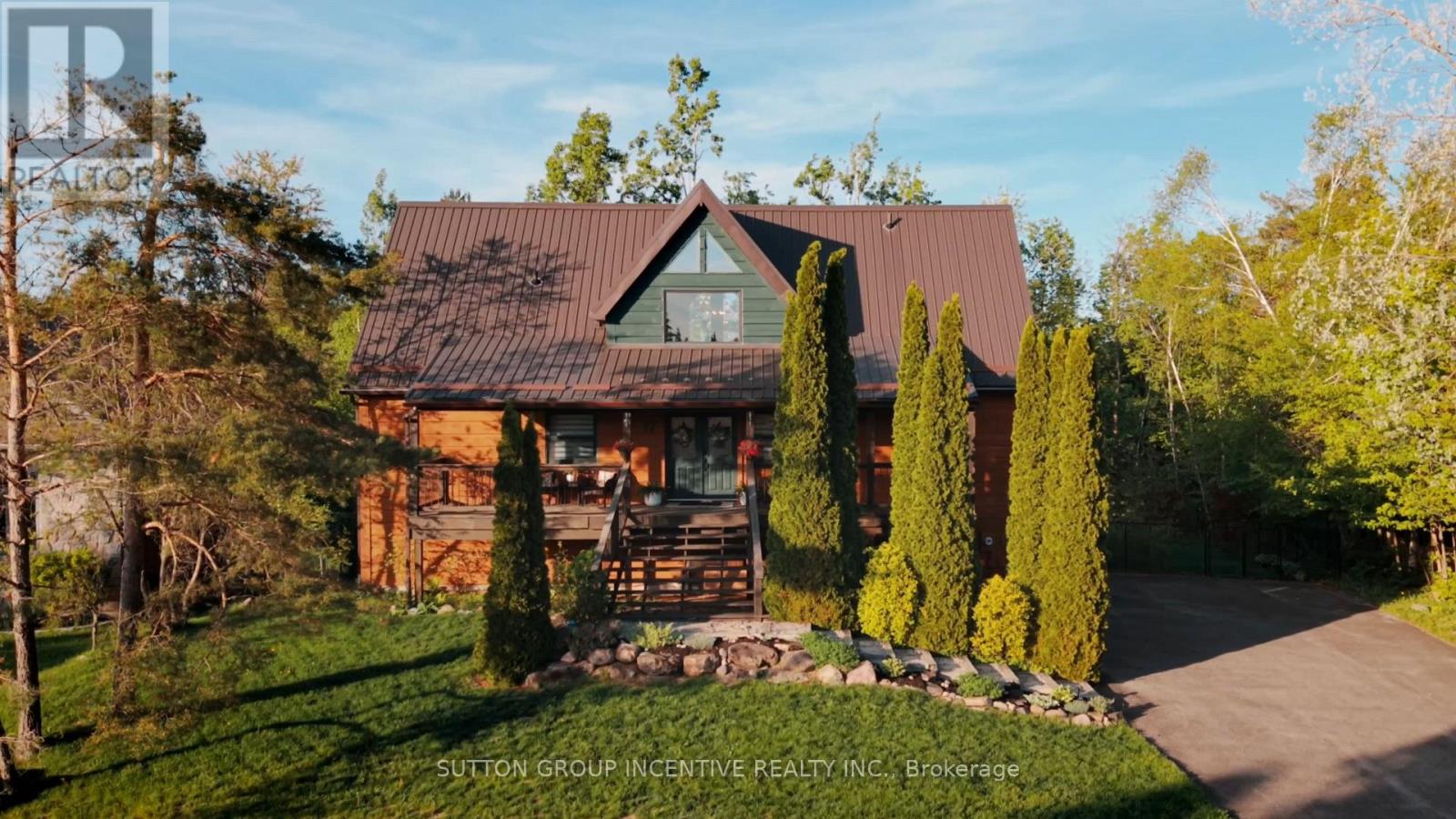 Detached at 17 BRIDLE PATH, Oro-Medonte (Horseshoe Valley)