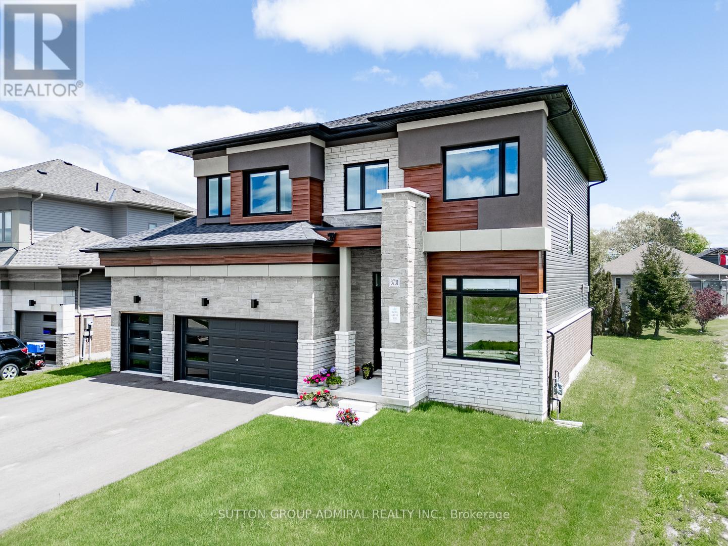 Detached at 3731 LAKEPOINT DRIVE, Severn