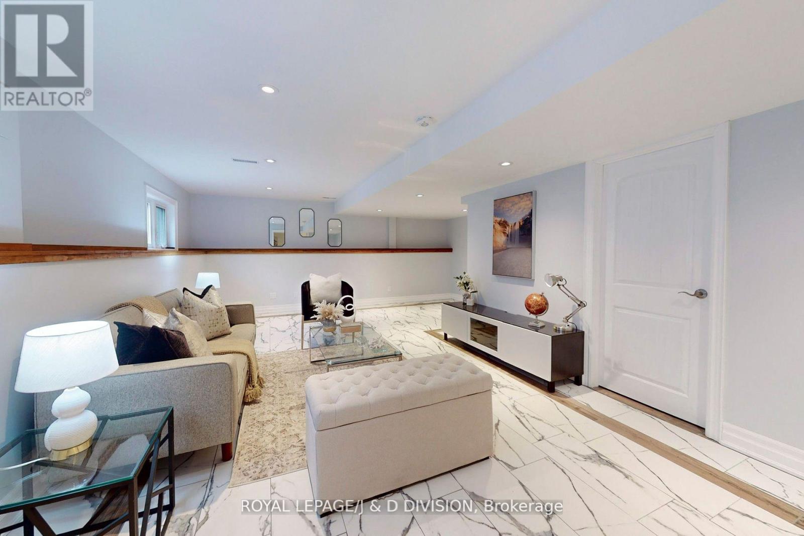 Detached at 123 DESROCHES TRAIL, Tiny