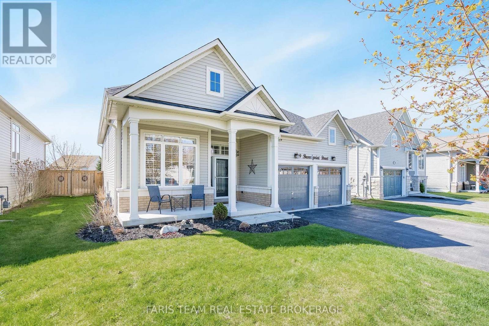 Detached at 9 BROADPOINT STREET, Wasaga Beach