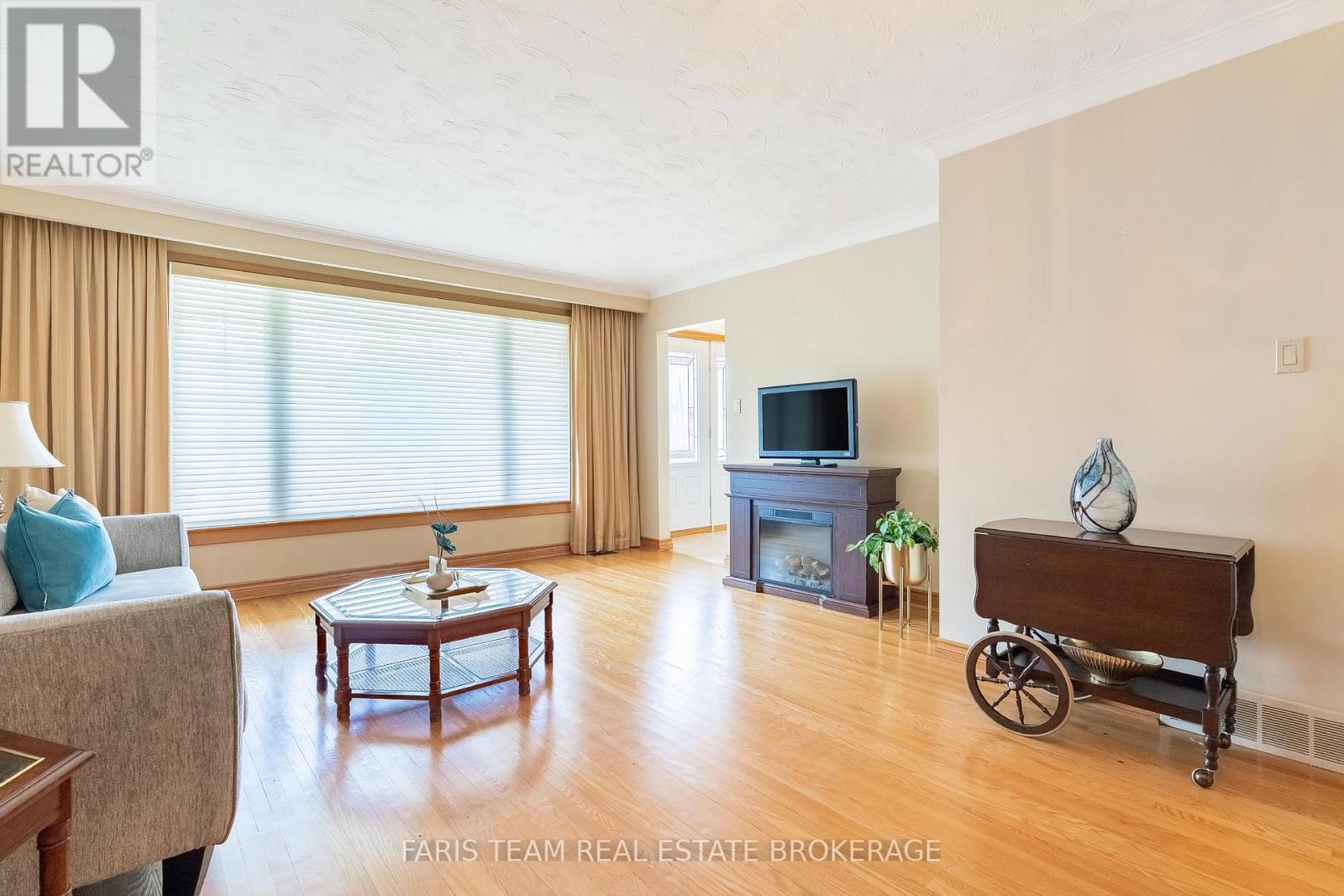 Detached at 212 GROVE STREET E, Barrie