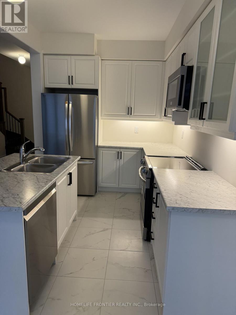Townhouse at 10 DURHAM AVENUE, Barrie