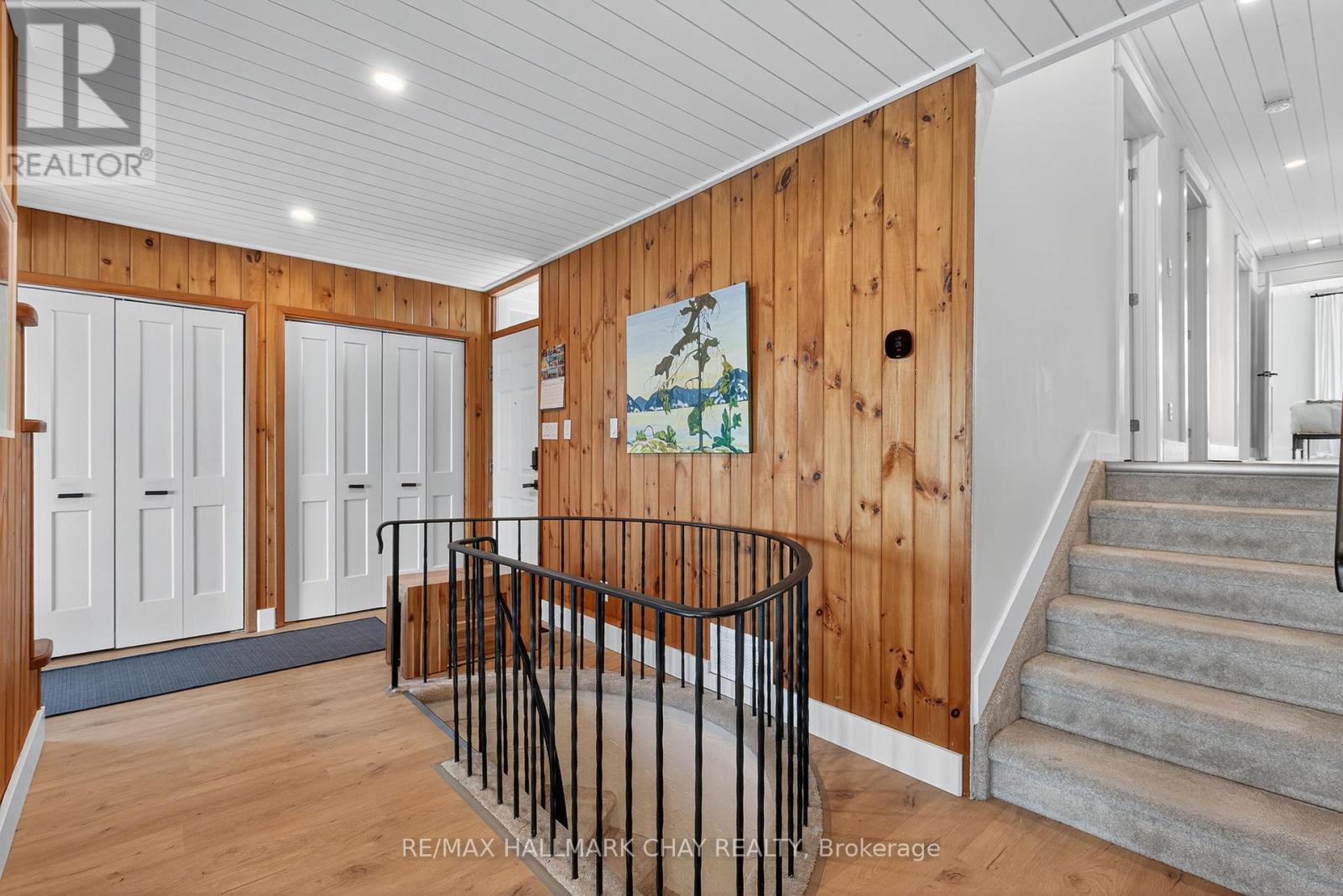 Detached at 43 MOON POINT ROAD, Oro-Medonte