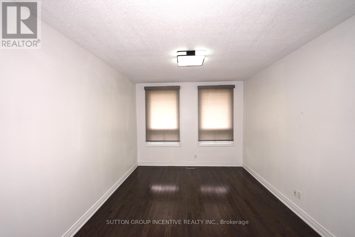 Detached at 7 HURON STREET, Barrie