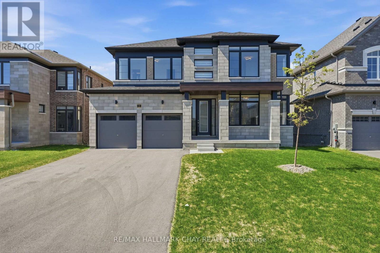 Detached at 25 DEL RAY CRESCENT, Wasaga Beach