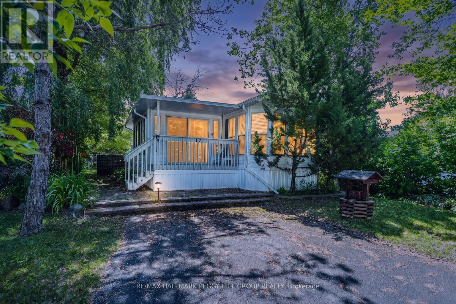 Detached at 13 HURON CIRCLE, Wasaga Beach