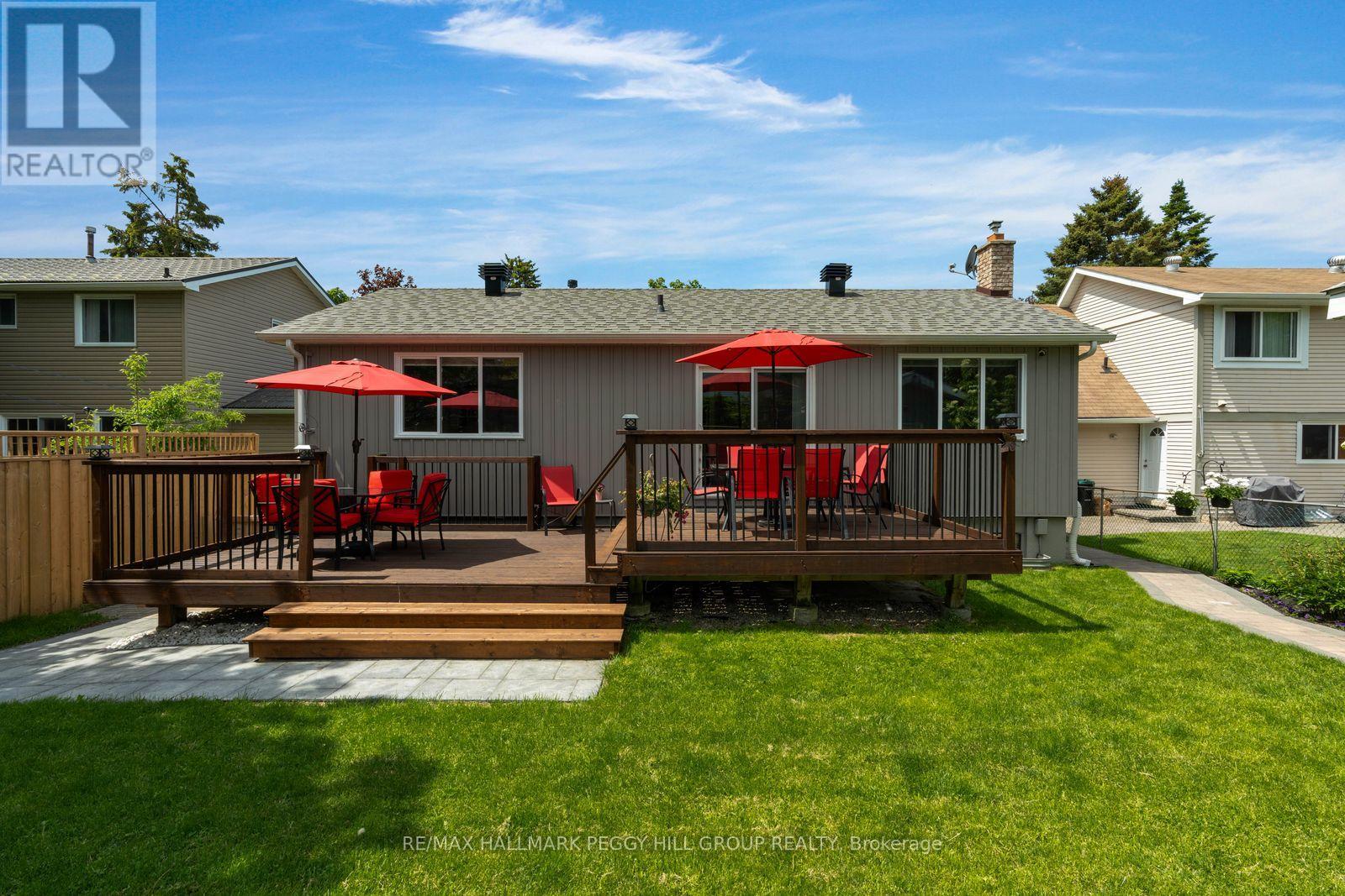 Detached at 49 NOAM DRIVE, Barrie