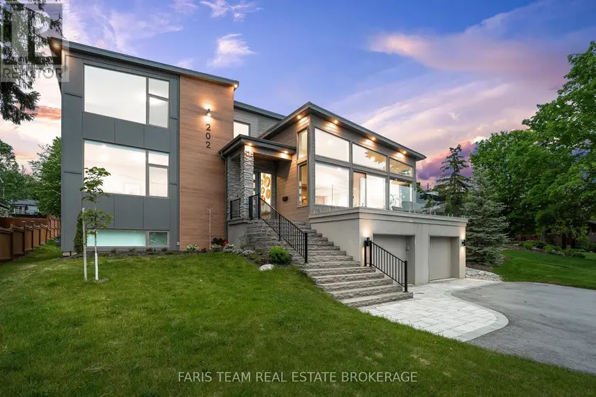 Detached at 202 KEMPENFELT DRIVE, Barrie