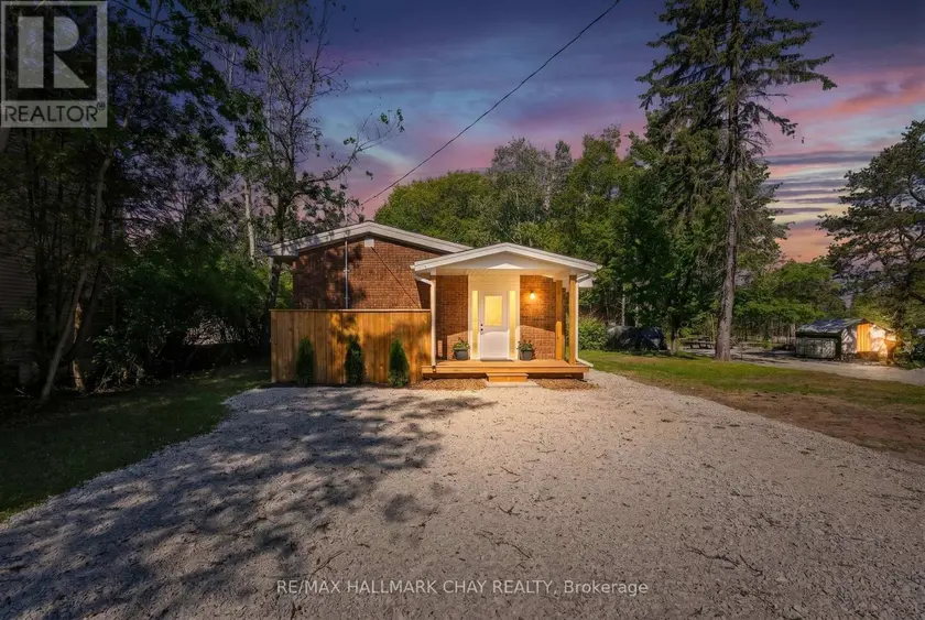 Detached at 8717 BEACHWOOD ROAD, Wasaga Beach