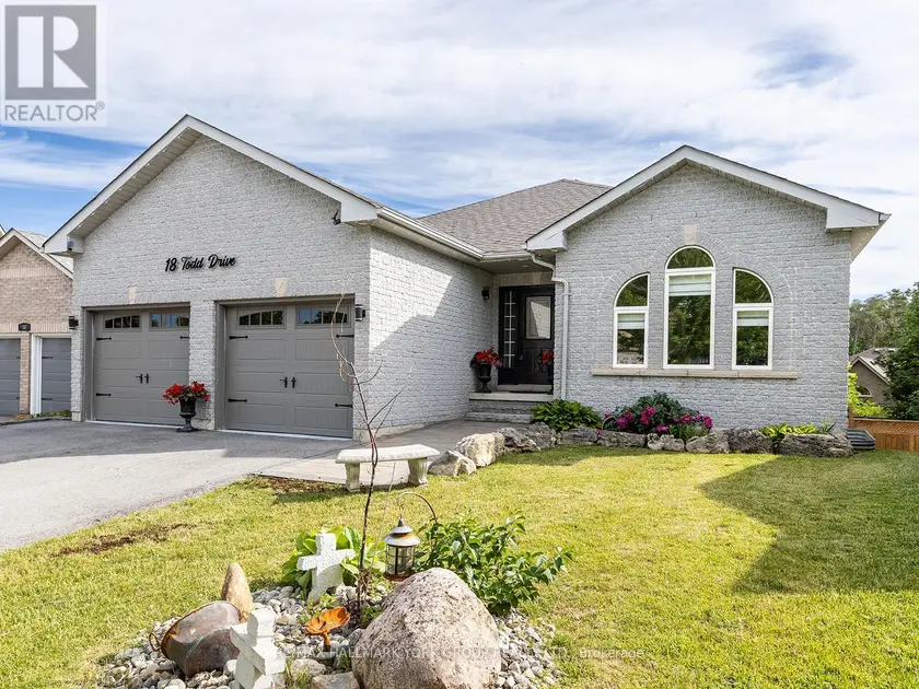 Detached at 18 TODD DRIVE, Barrie
