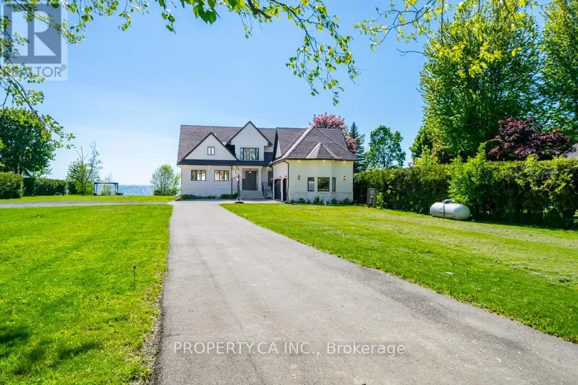 Detached at 1688 LAKESHORE DRIVE, Ramara