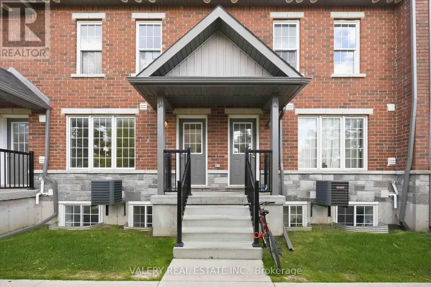 Townhouse at 14 - 250 PENETANGUISHENE ROAD, Barrie (Georgian Drive)
