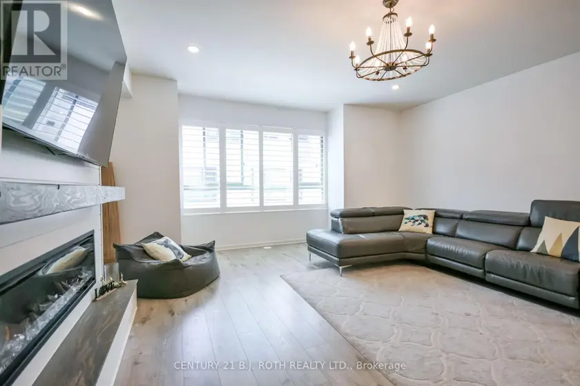 Townhouse at 64 - 369 ESSA ROAD, Barrie