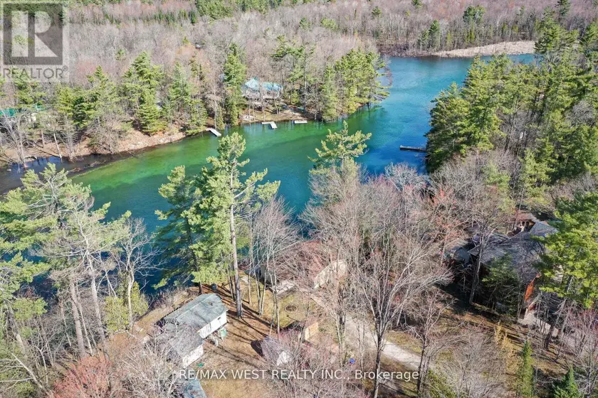 Detached at 8060 OAKRIDGE DRIVE, Ramara