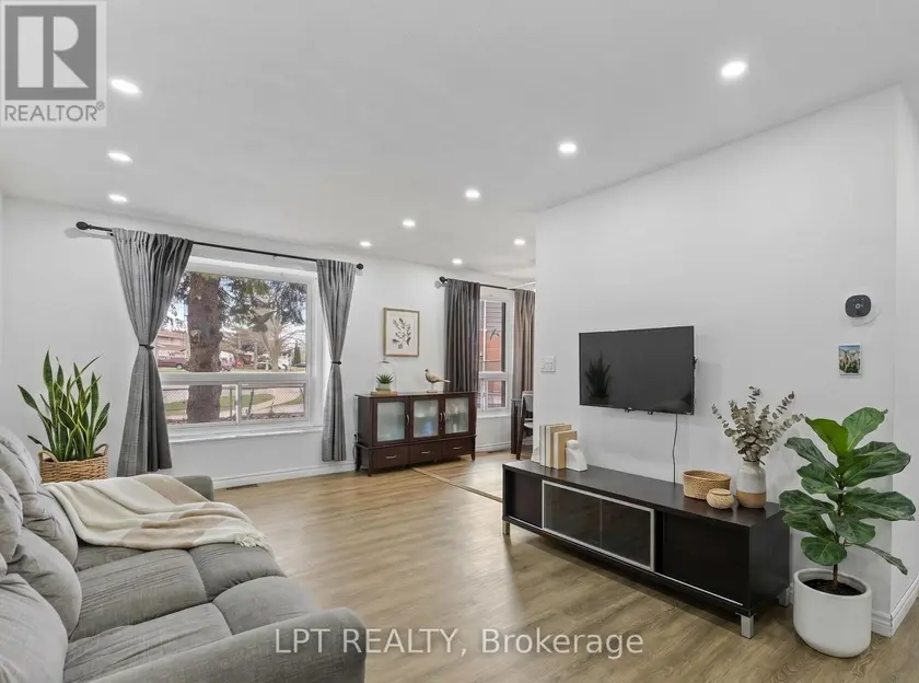 Detached at 55H CHAUCER CRESCENT, Barrie