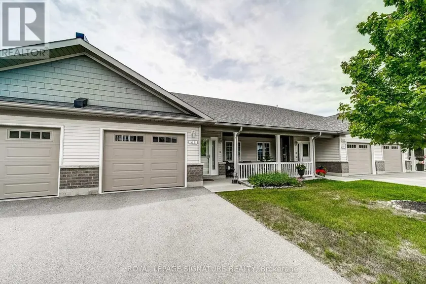 Townhouse at 61 IVY CRESCENT, Wasaga Beach