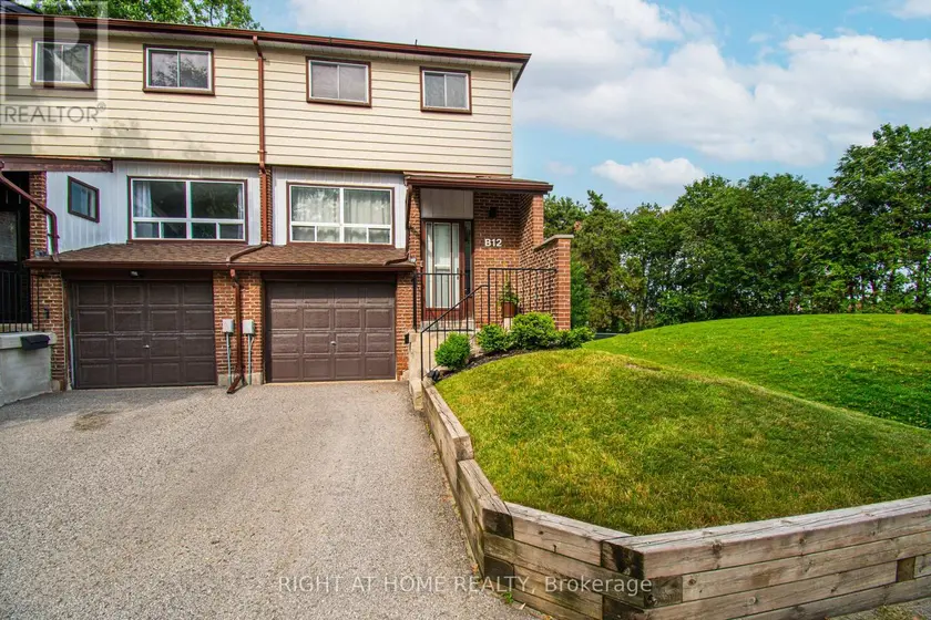 Townhouse at B12 - 63 FERRIS LANE, Barrie (Bayfield)