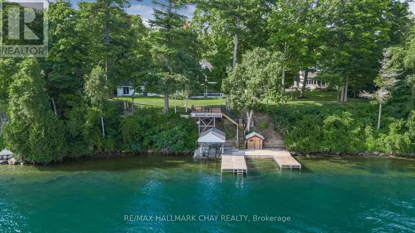 Detached at 209 BAY STREET, Oro-Medonte