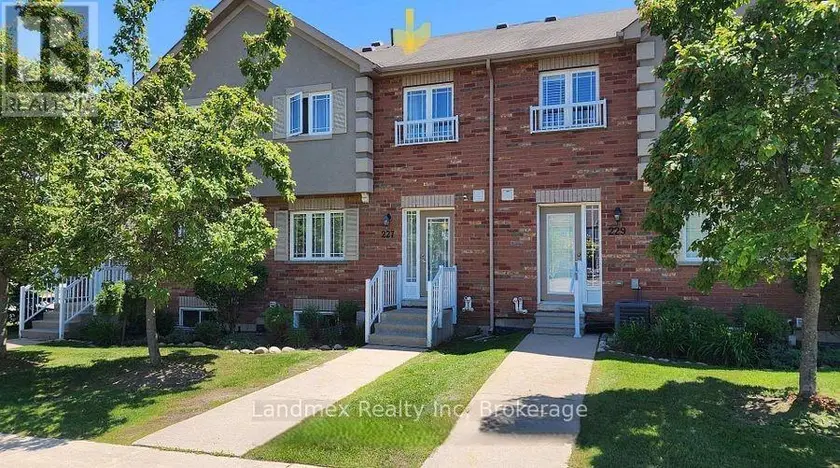 Townhouse at 43 - 227 HARVIE ROAD, Barrie