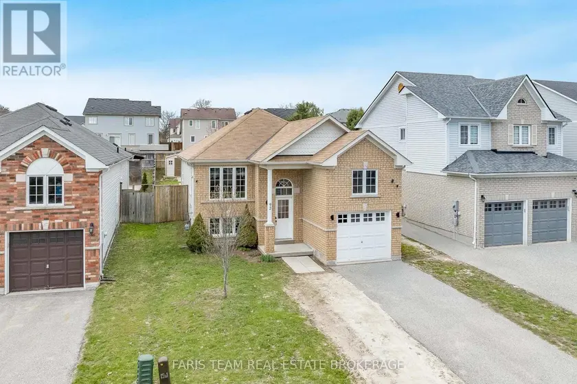 Detached at 92 WESLEY AVENUE, Wasaga Beach