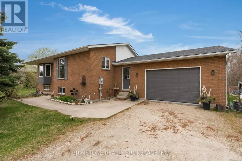 Detached at 220 MORGAN ROAD, Wasaga Beach