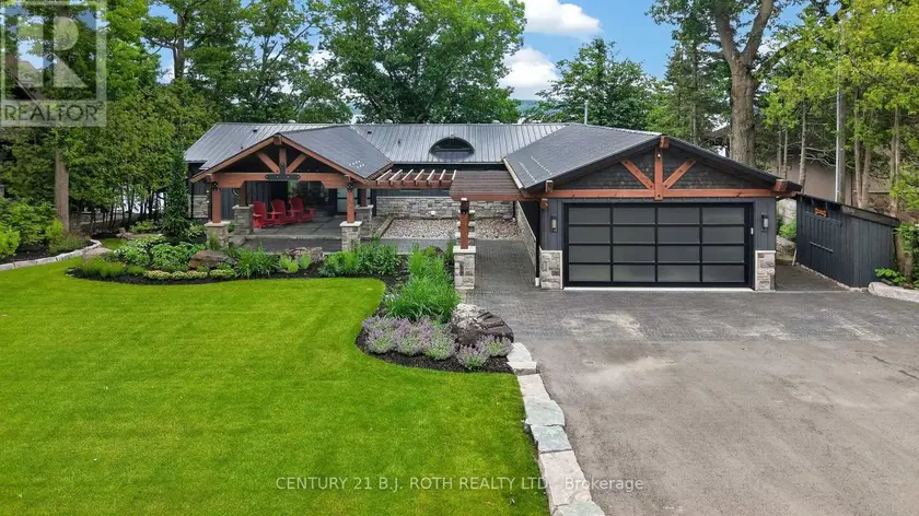 Detached at 9 BARRIE TERRACE, Oro-Medonte